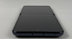 Mint
													Motorola Razr Plus (2024) - AT&T, Navy Blue, 256 GB, 12 GB, photo 5 of 7