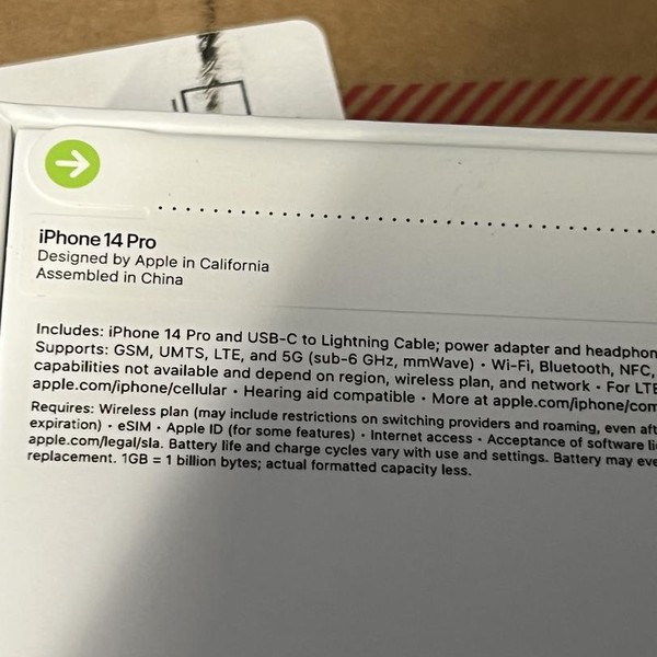 Apple iPhone 14 Pro - Unlocked, 128 GB, Purple, A2650