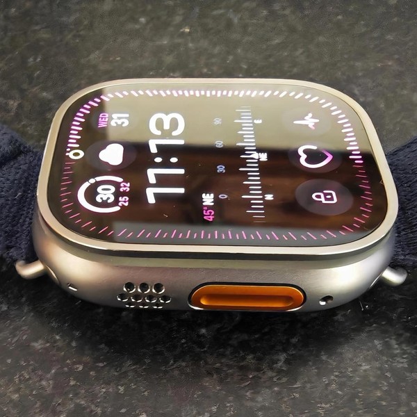 Apple Watch Ultra 3 49mm - Unlocked, Natural, A3281