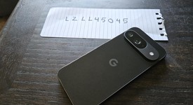 Mint
													Google Pixel 9 - Unlocked, Obsidian, 128 GB, 12 GB, G2YBB, photo 3 of 9