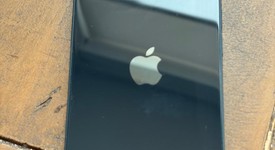 Good
													Apple iPhone 13 - Verizon, Midnight, 128 GB, A2482, photo 3 of 3