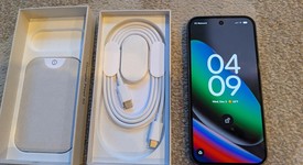 Mint
													Google Pixel 10 - AT&T, Obsidian, 128 GB, GLBW0, photo 1 of 9