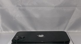 Mint
													Apple iPhone 13 - Unlocked, Green, 128 GB, A2482, photo 4 of 6