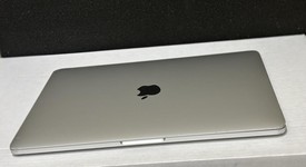 Fair
													MacBook Pro 2022 - 13" - Apple M2, Silver, 512 GB, 8 GB, photo 4 of 12