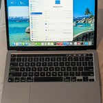 Good MacBook Pro 2022 - 13 inch - 512 GB, Gray, 8 GB, Apple M2