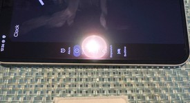 Mint
													Google Pixel 9 Pro Fold - Unlocked, Porcelain, 512 GB, GGH2X, photo 4 of 5