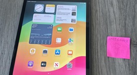 Good
													Apple iPad 8th Gen - Wi-Fi, Gray, 32 GB, A2270, photo 1 of 4
