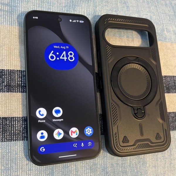 Google Pixel 10 - Mint Mobile, 128 GB, Obsidian, GLBW0
