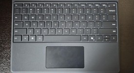 Mint
													Microsoft Surface Pro 11 - Black, 512 GB, 16 GB, photo 4 of 6