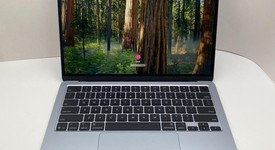 Mint
													MacBook Air 2025 (M4) - 13" - Apple M4, Sky Blue, 256 GB, 16 GB, photo 3 of 14