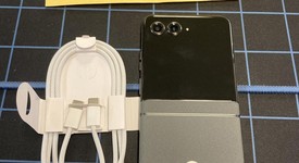 Mint
													Motorola Razr (2024) - T-Mobile, Gray, 256 GB, 8 GB, photo 2 of 8