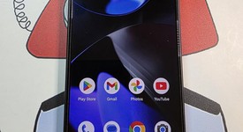 Mint
													Google Pixel 9 - Unlocked, Obsidian, 128 GB, 12 GB, G2YBB, photo 3 of 5