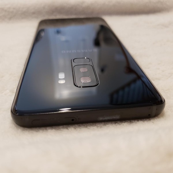 Samsung Galaxy S9 - Unlocked, 64 GB, Black, SM-G960U1