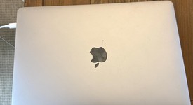 Good
													MacBook Pro 2016 (With Touch Bar) - 13" - Gray, 256 GB, 8 GB, photo 2 of 6
