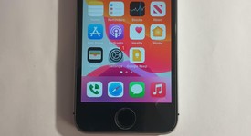 Good
													Apple iPhone SE 1st Gen 2016 - Unlocked, Silver, 32 GB, A1662, photo 1 of 7