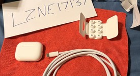 Used
													Apple AirPods Pro 3, photo 1 of 5