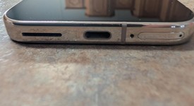 Good
													Google Pixel 9 Pro - Unlocked, Porcelain, 256 GB, 16 GB, GR83Y, photo 4 of 8