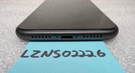 Mint
													Apple iPhone 11 - Unlocked, Black, 64 GB, A2111, photo 4 of 10