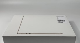 New
													MacBook Air 2022 - 13" - Apple M2, Starlight, 256 GB, 8 GB, photo 3 of 6