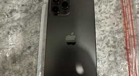 Good
													Apple iPhone 12 Pro Max - Unlocked, Graphite, 128 GB, A2342, photo 5 of 9