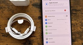 Mint
													Apple iPhone 15 Plus - Unlocked, Black, 128 GB, A2847, photo 1 of 9