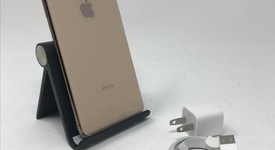 Mint
													Apple iPhone Xs Max - Unlocked, Gold, 256 GB, A1921, photo 3 of 3