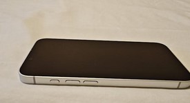 Good
													Apple iPhone 16e - Unlocked, White, 128 GB, A3212, photo 5 of 12