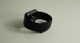 Good
													Apple Watch Series 3 42mm - Gray, A1859, Aluminum - GPS, photo 5 of 6