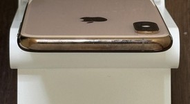 Good
													Apple iPhone Xs - Unlocked, Gold, 256 GB, A1920, photo 4 of 8