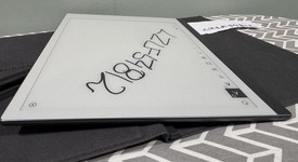 Mint
													reMarkable 2, photo 4 of 10