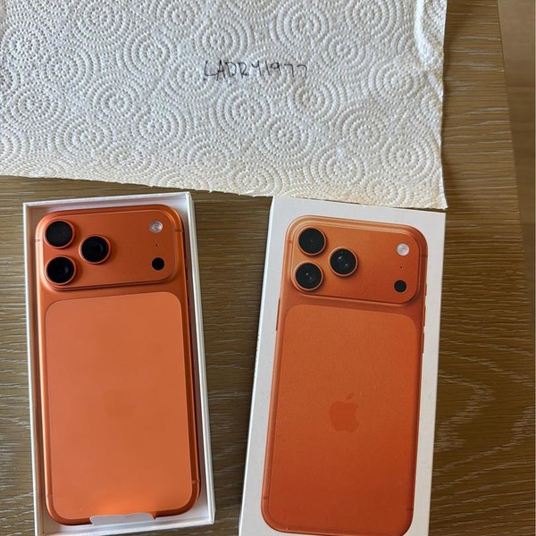 Apple iPhone 17 Pro Max - Unlocked, 512 GB, Cosmic Orange, A3257