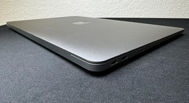 Fair
													MacBook Air 2018 - 13" - I5, Gray, 128 GB, 8 GB, photo 5 of 7