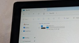 Good
													Microsoft Surface Pro 7 - I7, Black, 256 GB, 16 GB, photo 4 of 10