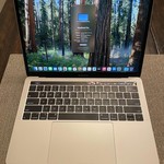 Good MacBook Pro 2018 (With Touch Bar) - 13 inch - I5, Silver, 512 GB, 16 GB