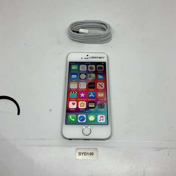 Apple iPhone SE 1st Gen 2016 - Unlocked, 32 GB, Silver, A1723