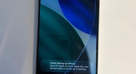 Mint
													Apple iPhone 15 Pro - Unlocked, White, 256 GB, A2848, photo 2 of 8