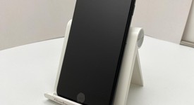 Good
													Apple iPhone SE 3rd Gen 2022 - Unlocked, Midnight, 64 GB, A2595, photo 2 of 7