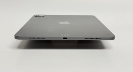 Good
													Apple iPad Pro 11" 2nd Gen 2020 - Wi-Fi, Gray, 256 GB, A2228, photo 5 of 7