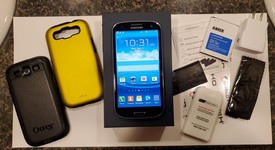 Good
													Samsung Galaxy S3 - Sprint, Blue, 16 GB, SPH-L710, photo 1 of 11