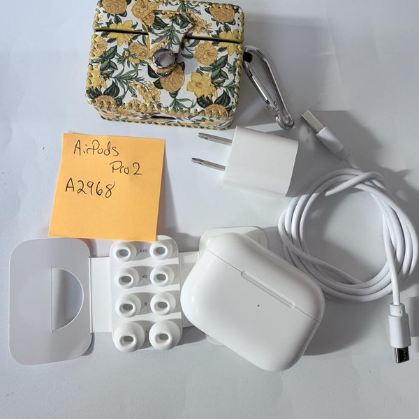 Apple AirPods Pro 2 - USB-C
