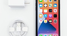 Fair
													Apple iPhone 11 - Verizon, Black, 128 GB, A2111, photo 1 of 2