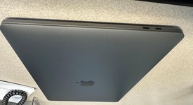 Good
													MacBook Pro 2020 - 13" - Apple M1, Gray, 256 GB, 8 GB, photo 3 of 6