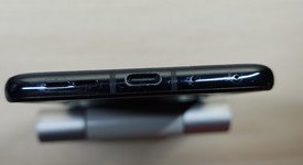 Fair
													Motorola Razr Plus (2024) - Unlocked, Navy Blue, 256 GB, 12 GB, photo 5 of 8