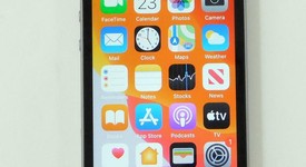 Good
													Apple iPhone SE 1st Gen 2016 - AT&T, Grey, 64 GB, A1662, photo 1 of 8