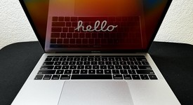 Mint
													MacBook Pro 2019 - 13" - I5, Silver, 256 GB, 8 GB, photo 1 of 7