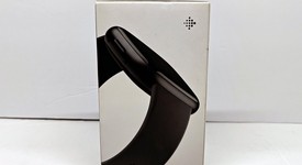 New
													Fitbit Versa 4 - Graphite, photo 3 of 8