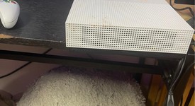 Good
													Xbox One S (2016) - White, 1 TB, All Digital Edition, photo 3 of 5