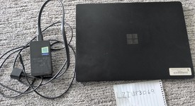 Fair
													Microsoft Surface Laptop 2 - I5, Black, 256 GB, 8 GB, photo 2 of 8