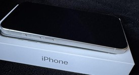 Mint
													Apple iPhone 15 Pro - Unlocked, White, 256 GB, A2848, photo 5 of 14