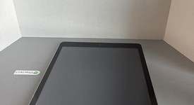 Fair
													Apple iPad 9th Gen - Unlocked, Silver, 64 GB, A2603, photo 2 of 5